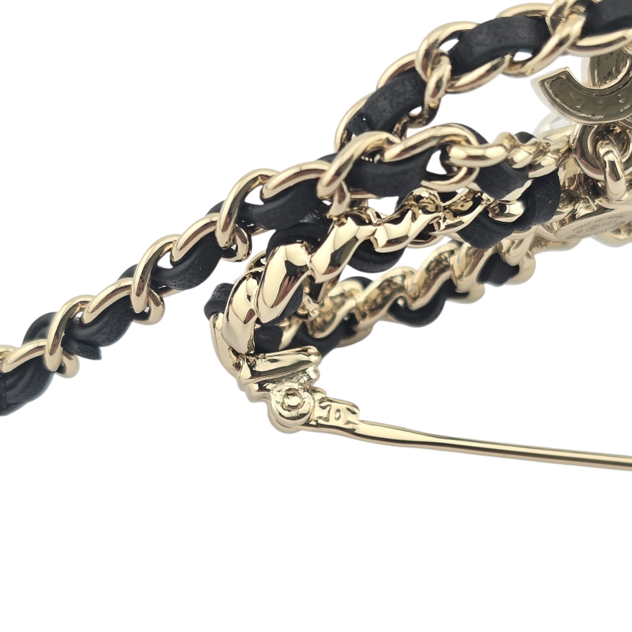 Chanel CC Bow Leather Gold Brooch 2025