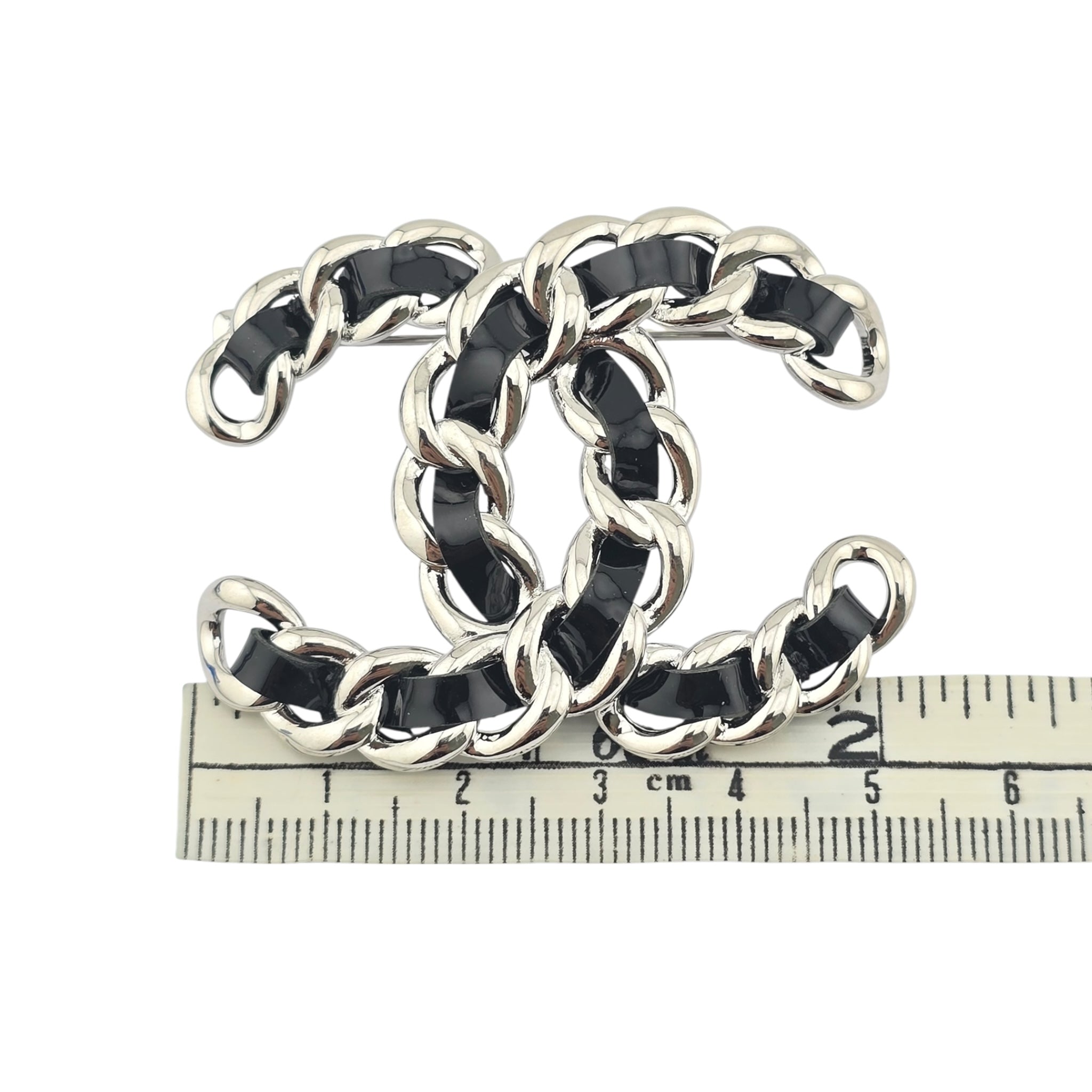 Chanel Lambskin Chain CC Brooch Black Silver 2025
