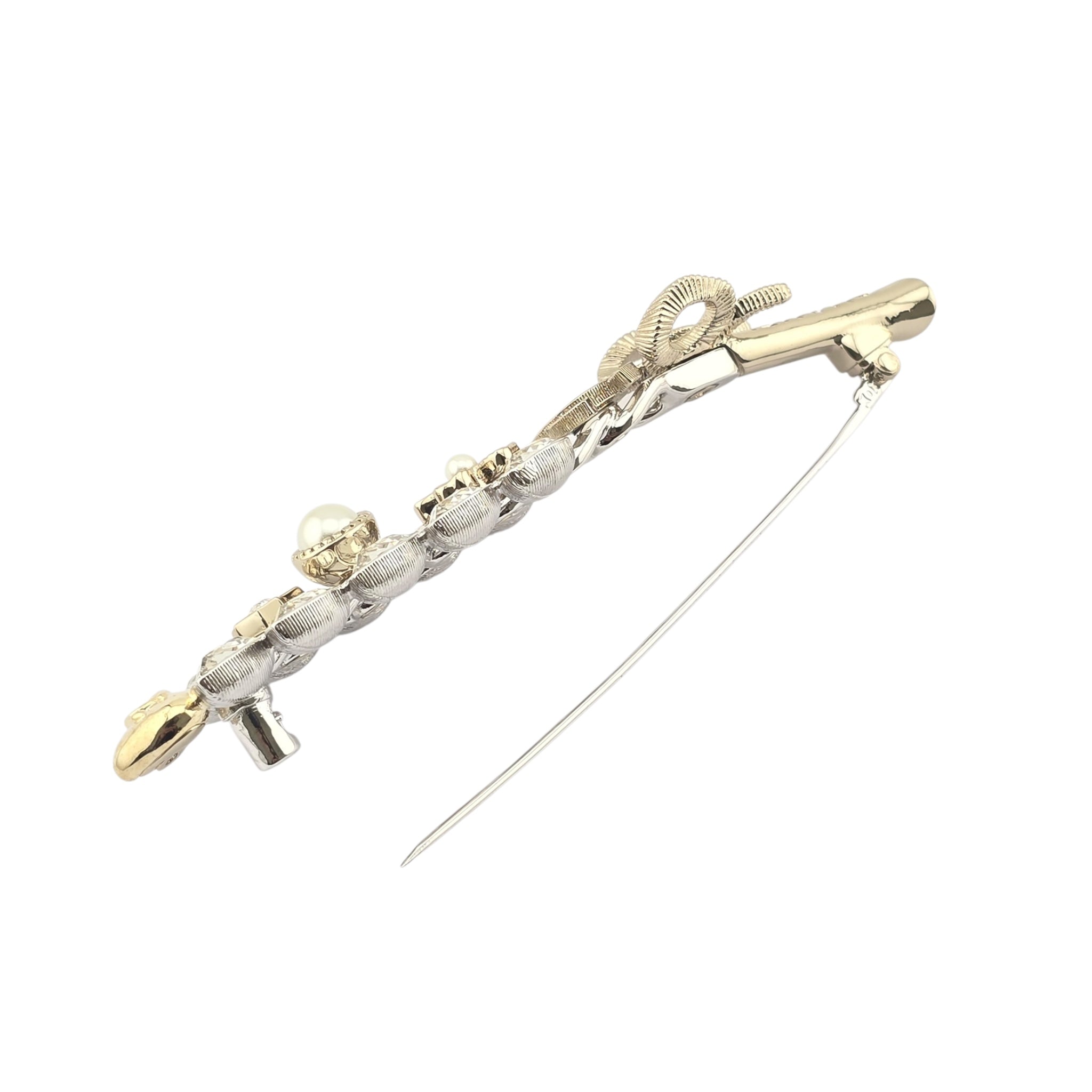 Chanel CC Gold Crystal Leaf Brooch 2024