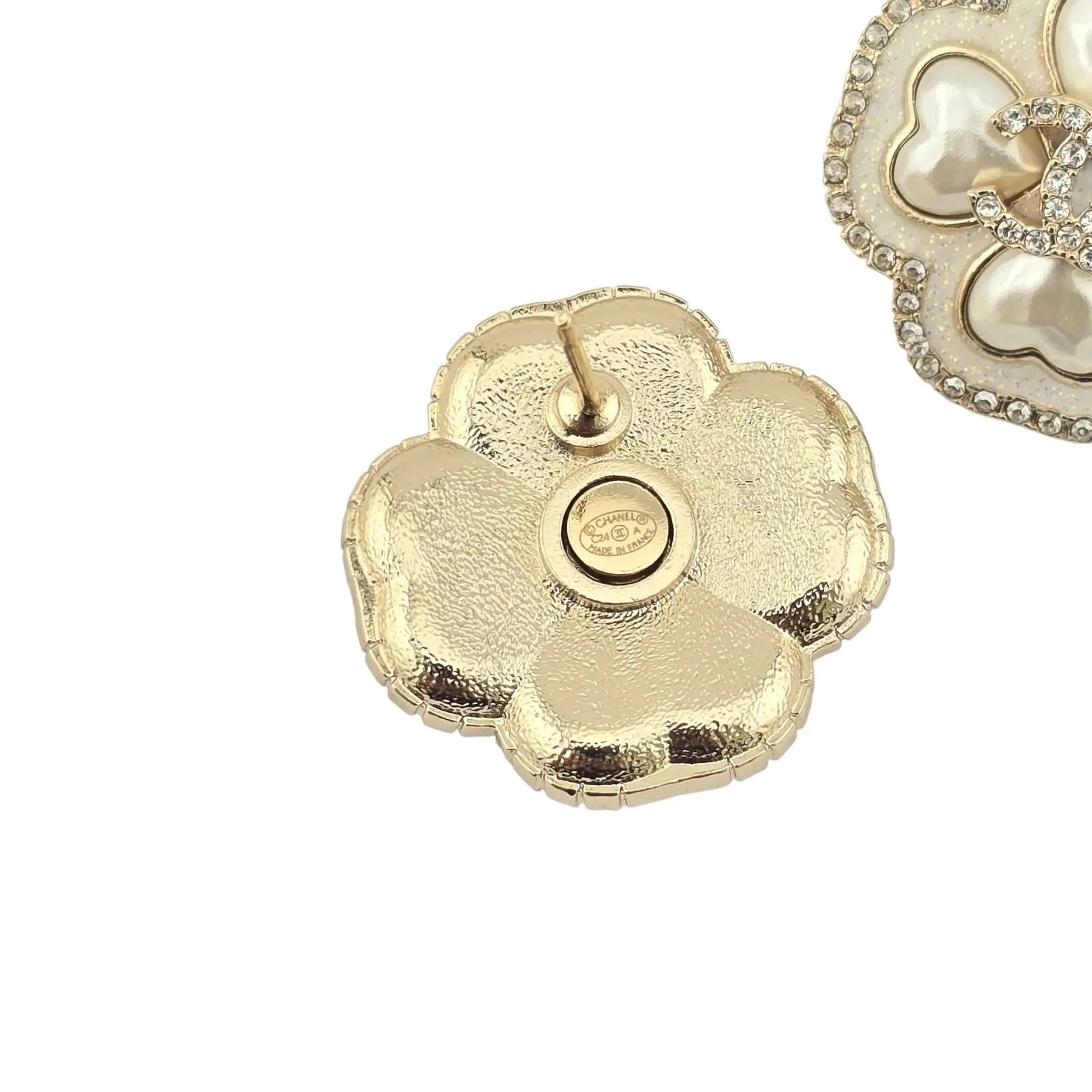 Chanel CC Faux Pearl Resin Hearts Earrings 2024 CHANEL