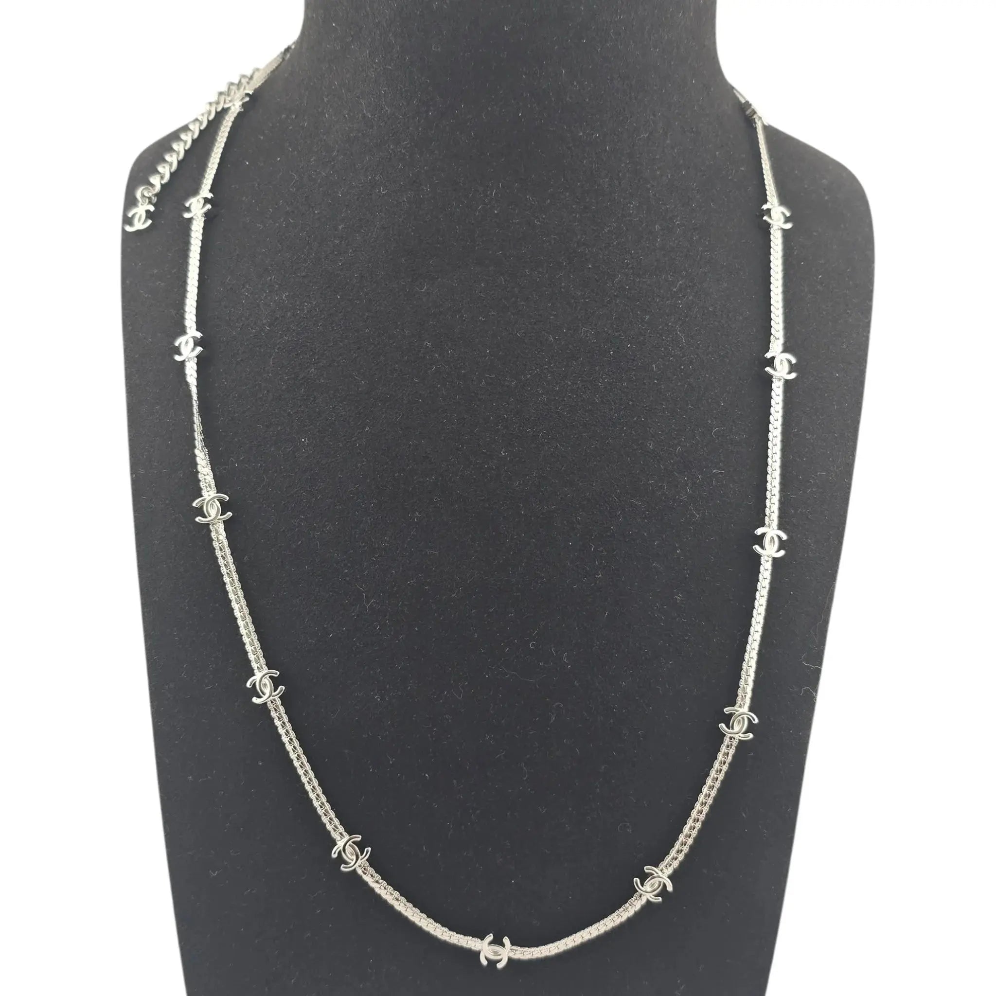 Chanel CC Metal Thin Silver Necklace 2024 CHANEL