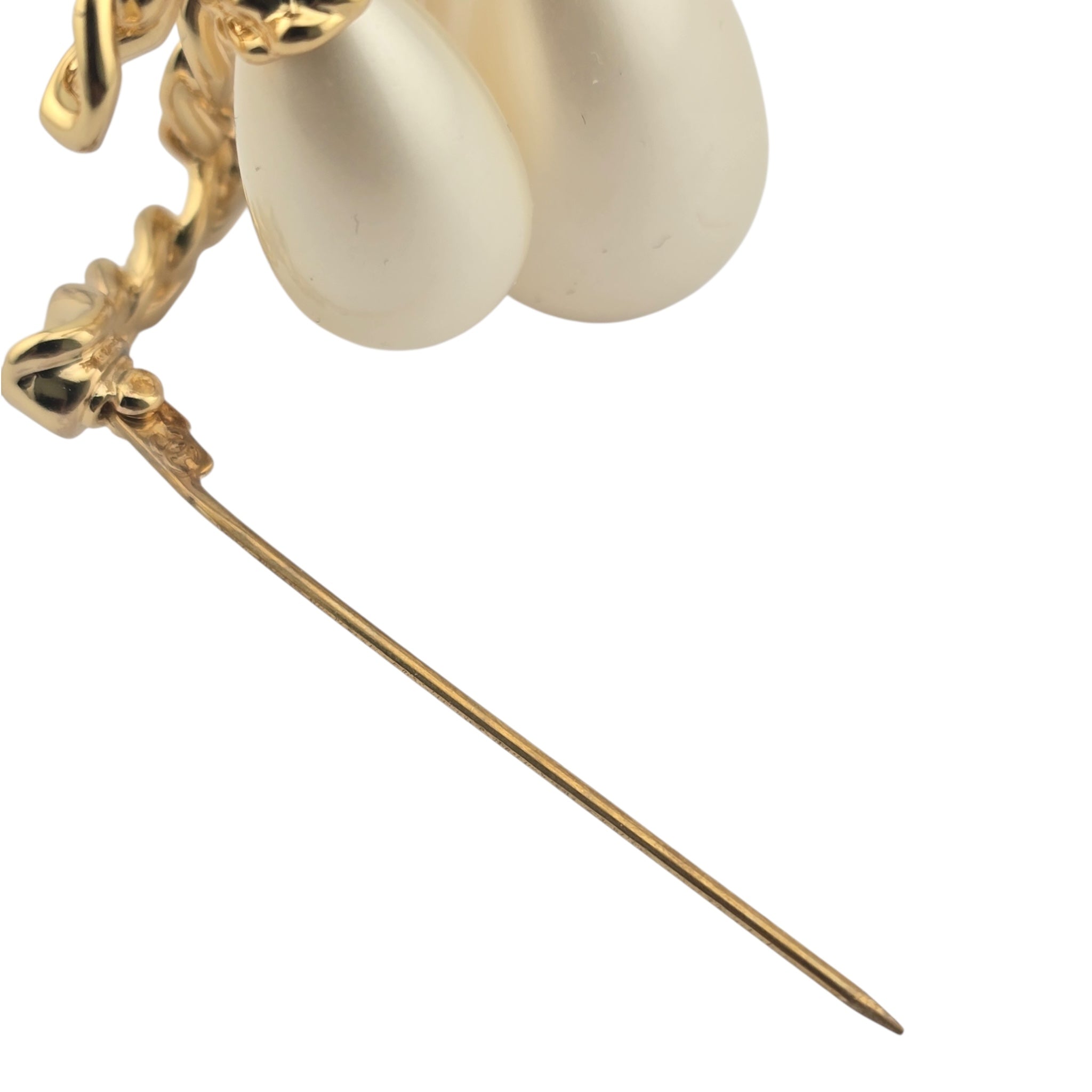 Chanel CC Gold Faux Pearl Brooch B20 K