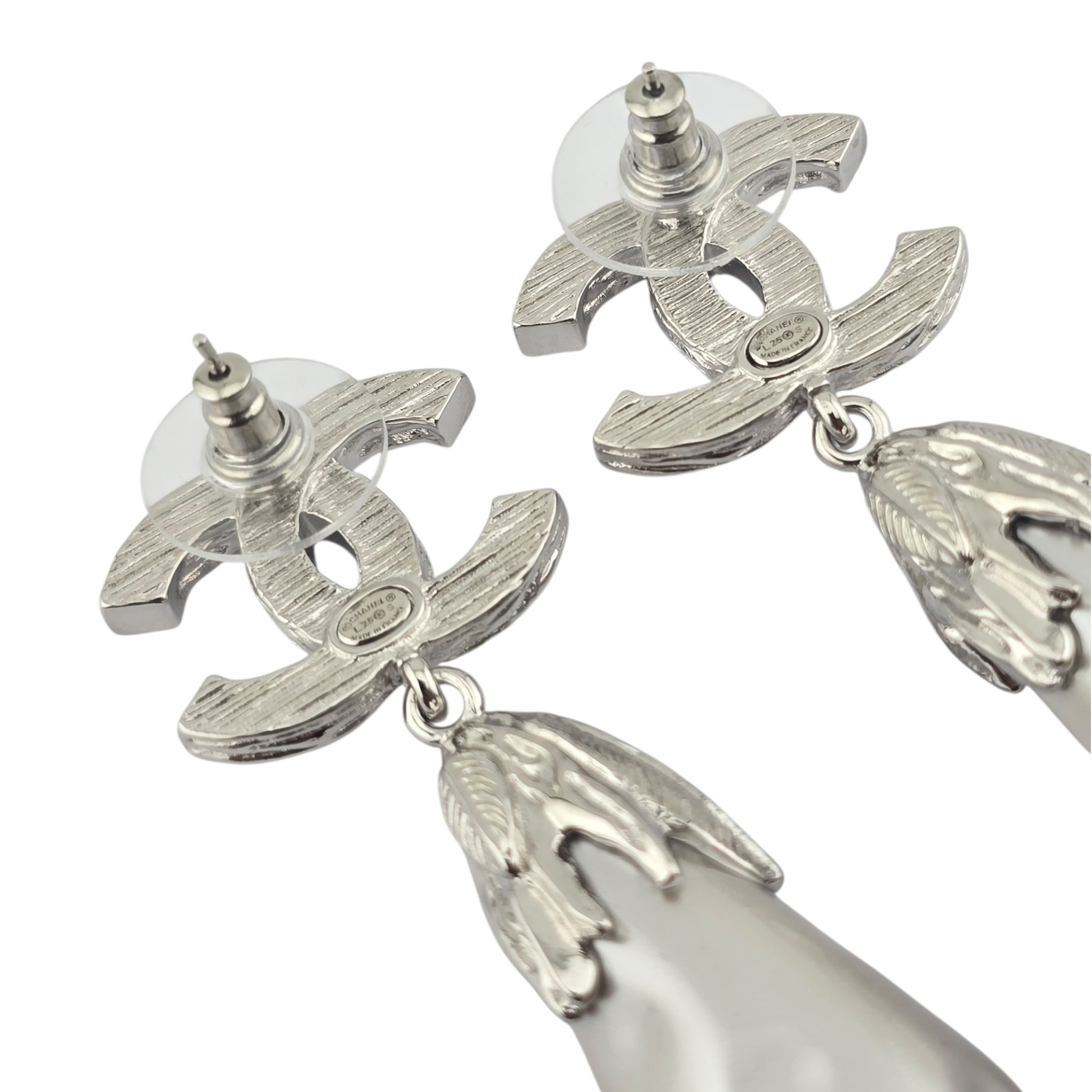 Chanel CC Faux Pearl Silver Leaf Earrings 2025 CHANEL