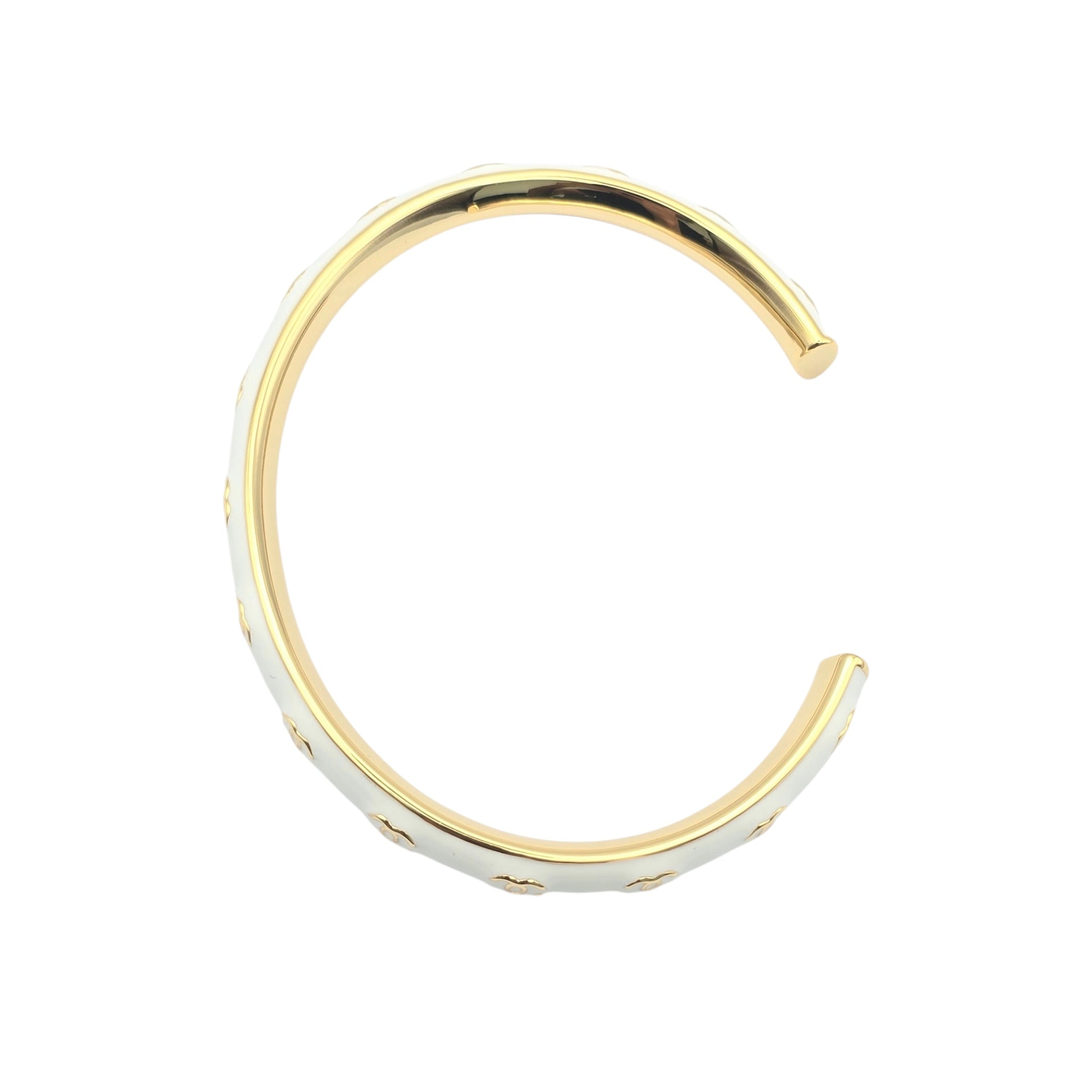 Chanel CC White/Gold Bangle 2024