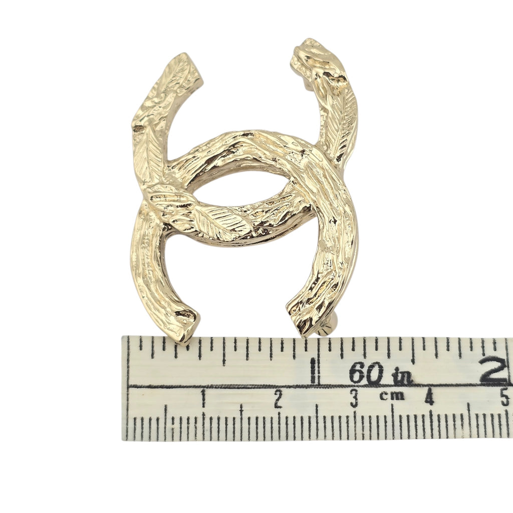 Chanel CC Metal Gold Brooch 2025 CHANEL