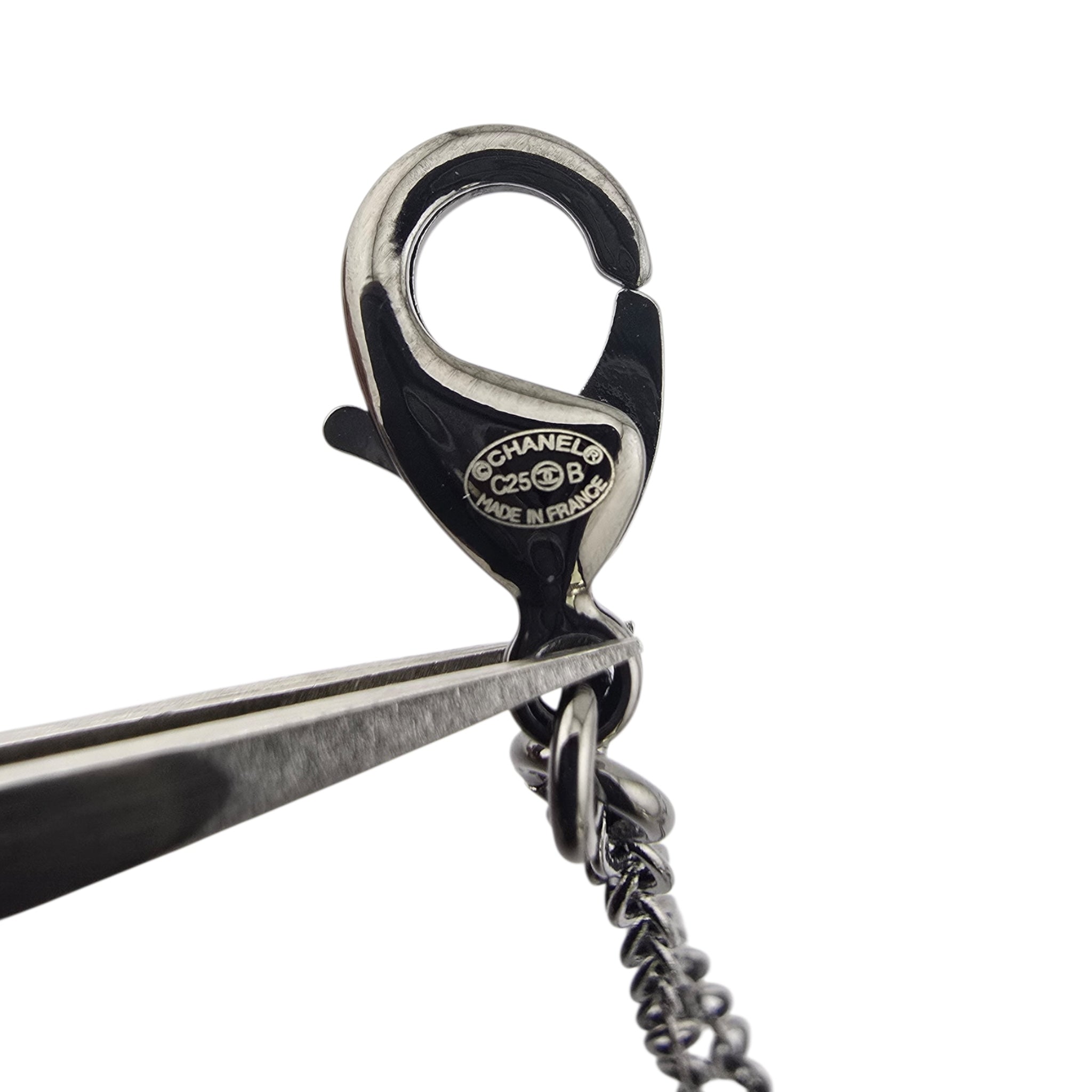 Chanel CC Ruthenium Pink Bow Necklace 2025 CHANEL