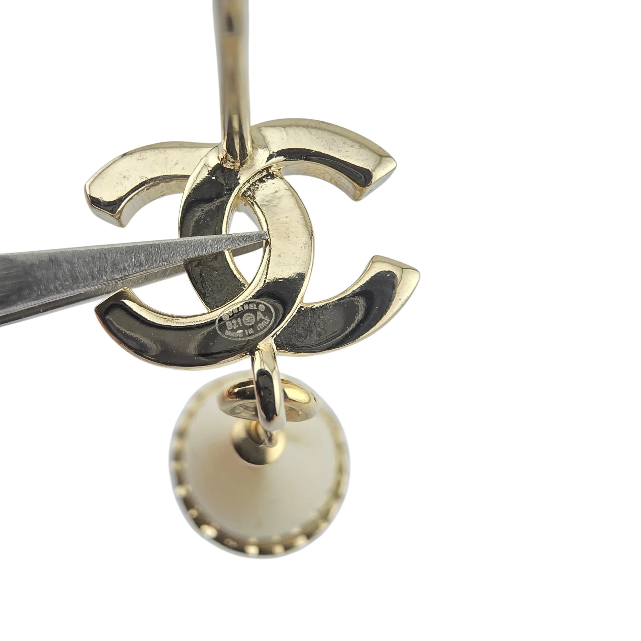 Chanel Crystal Pearl CC Drop Earrings Gold Black CHANEL