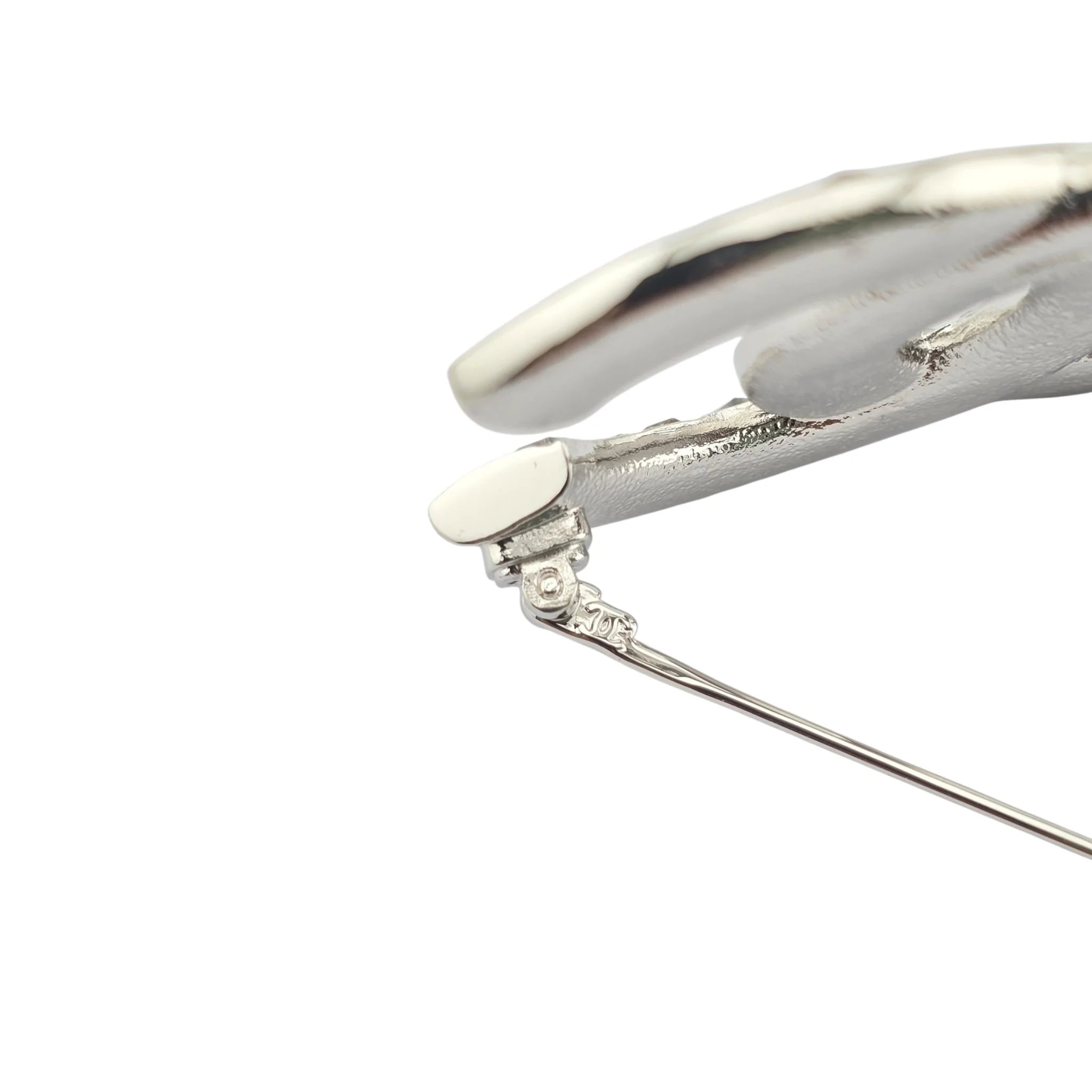 Chanel CC Silver Star Crystal Brooch 2025 CHANEL