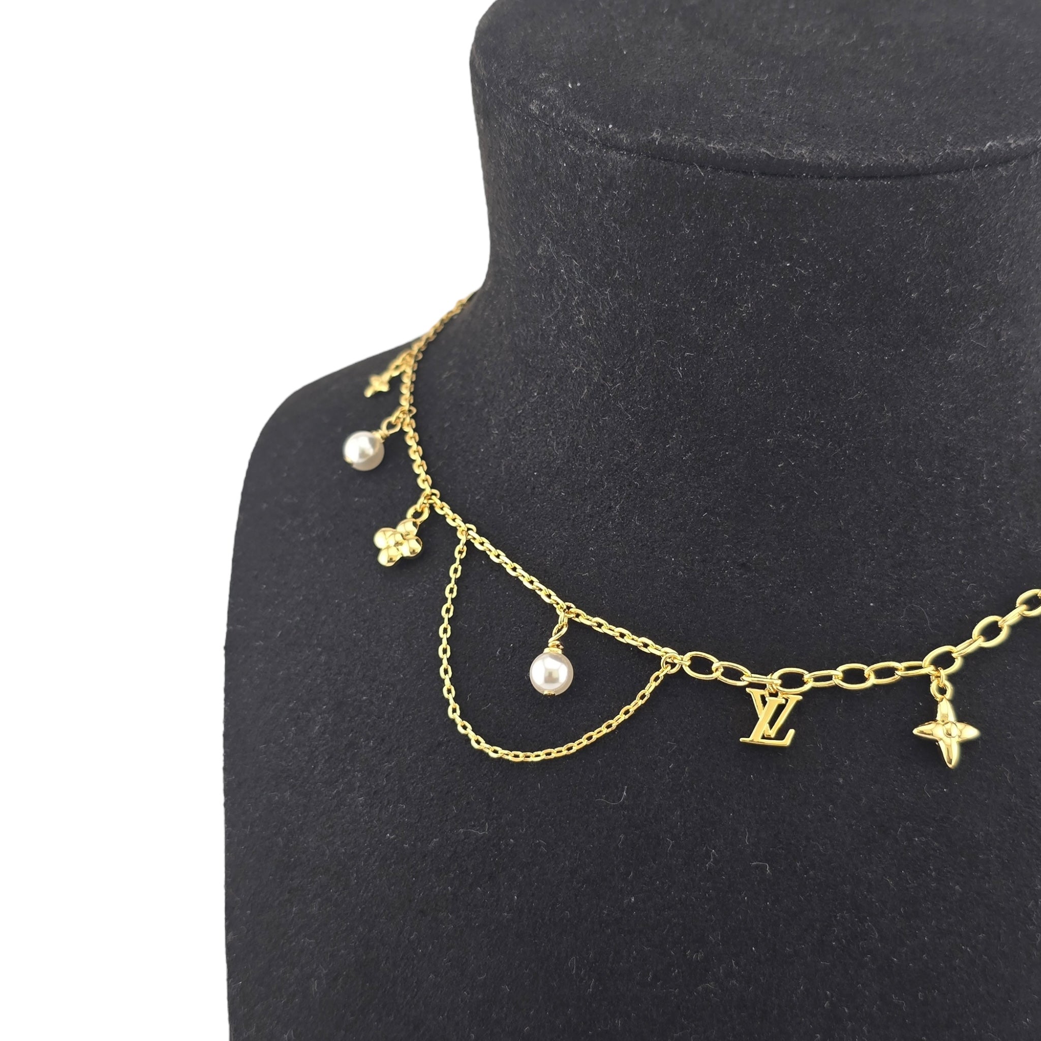 Louis Vuitton LV Blooming Pearls Gold  Necklace