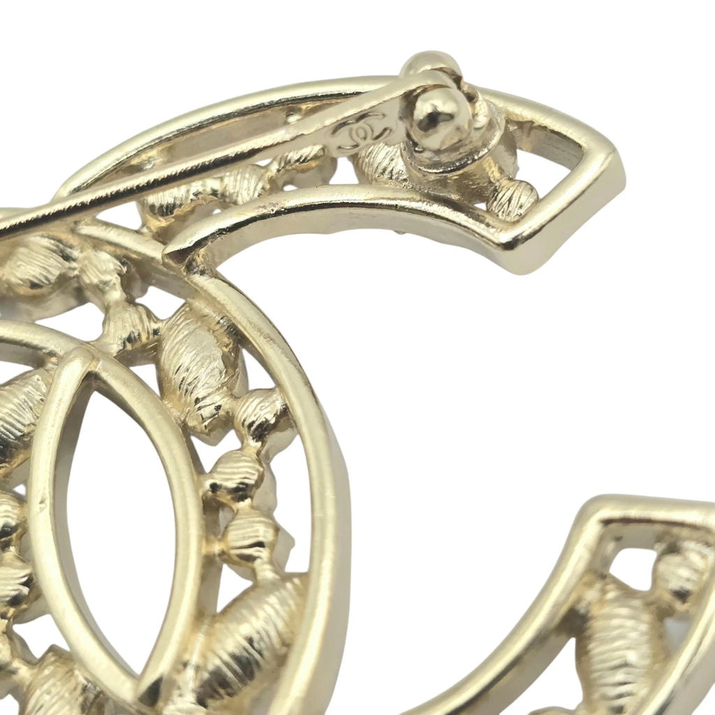 Chanel CC Gold/Crystal Brooch 2020 CHANEL