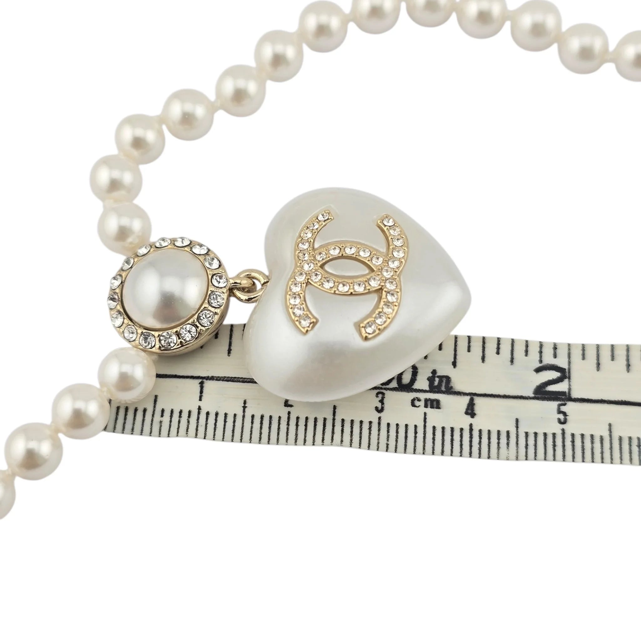 Chanel CC Pearl Crystal Heart Gold Short Necklace A21 CHANEL