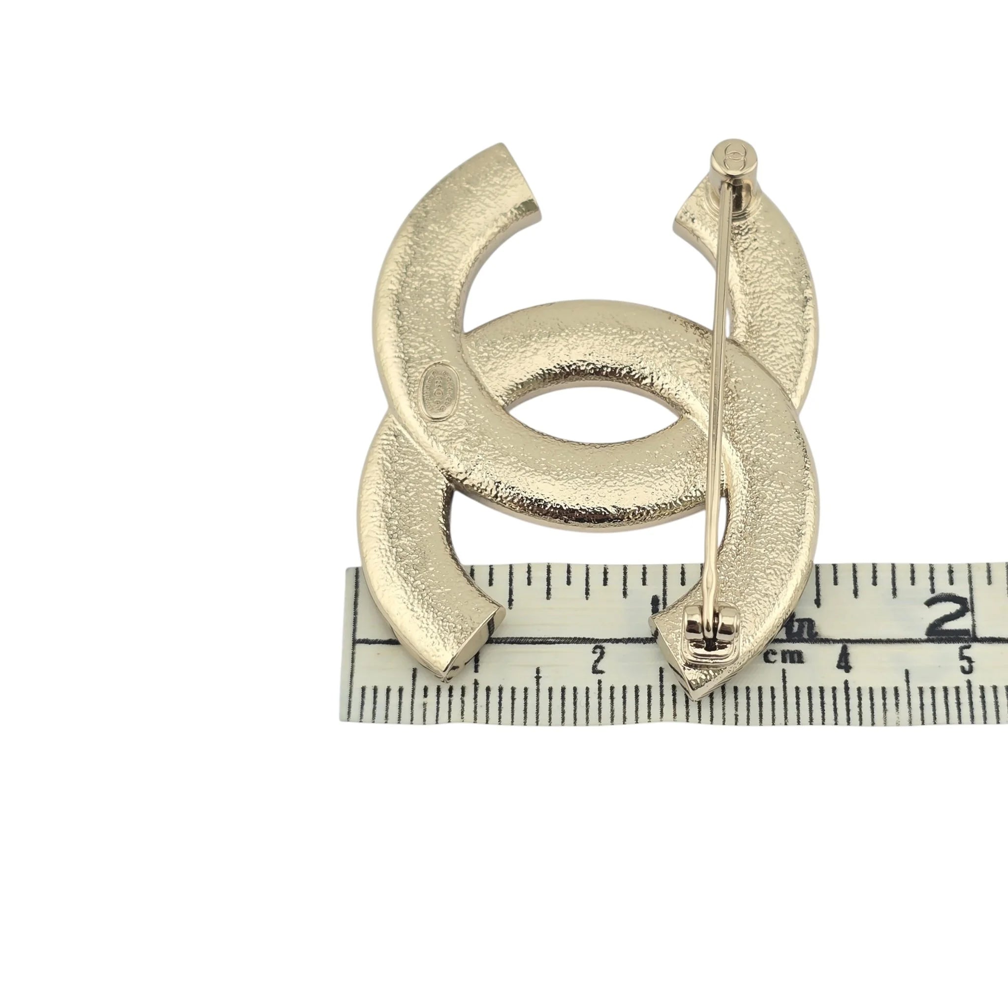 Chanel CC Gold Star Crystal Brooch 2025 CHANEL