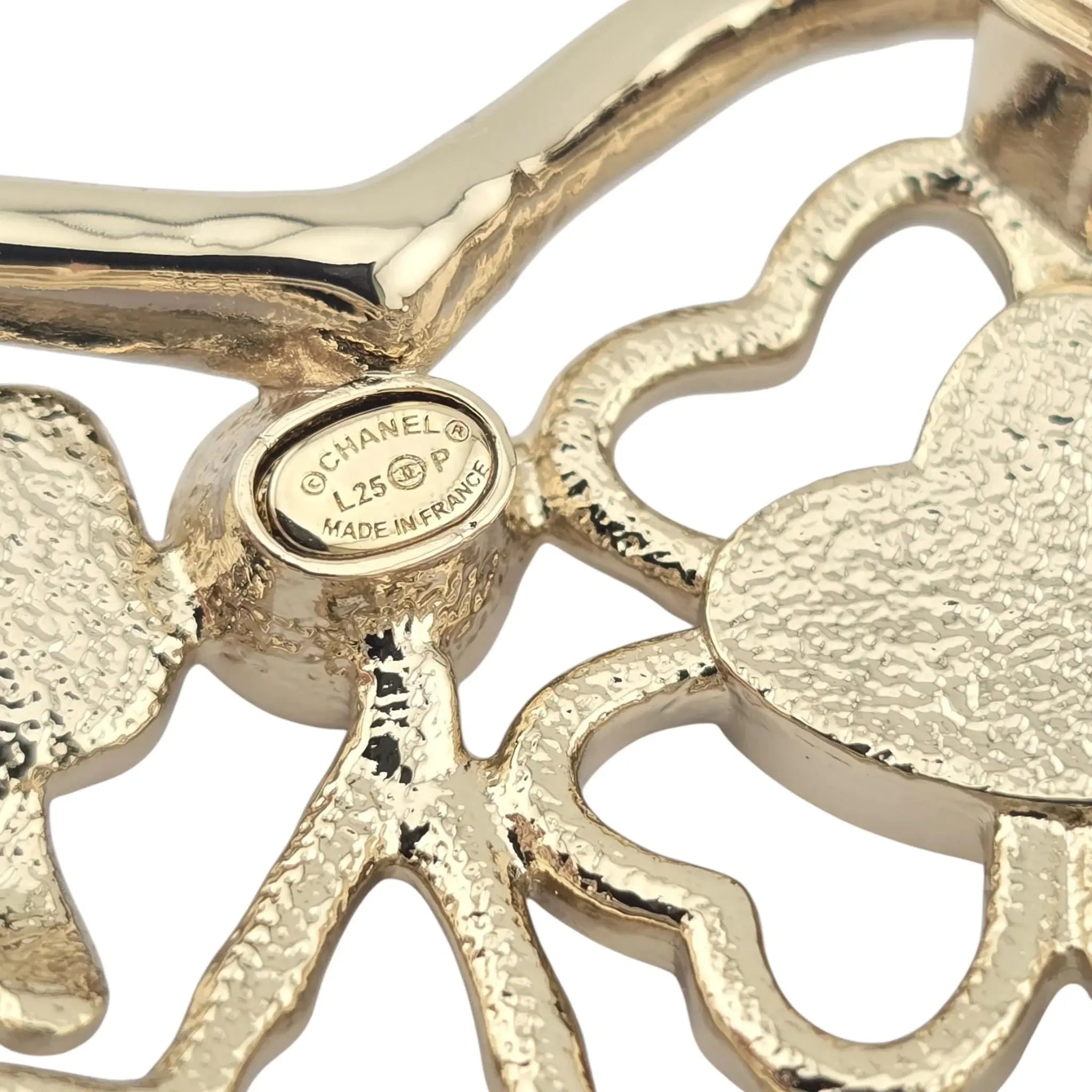 Chanel CC Heart Brooch 2025 CHANEL