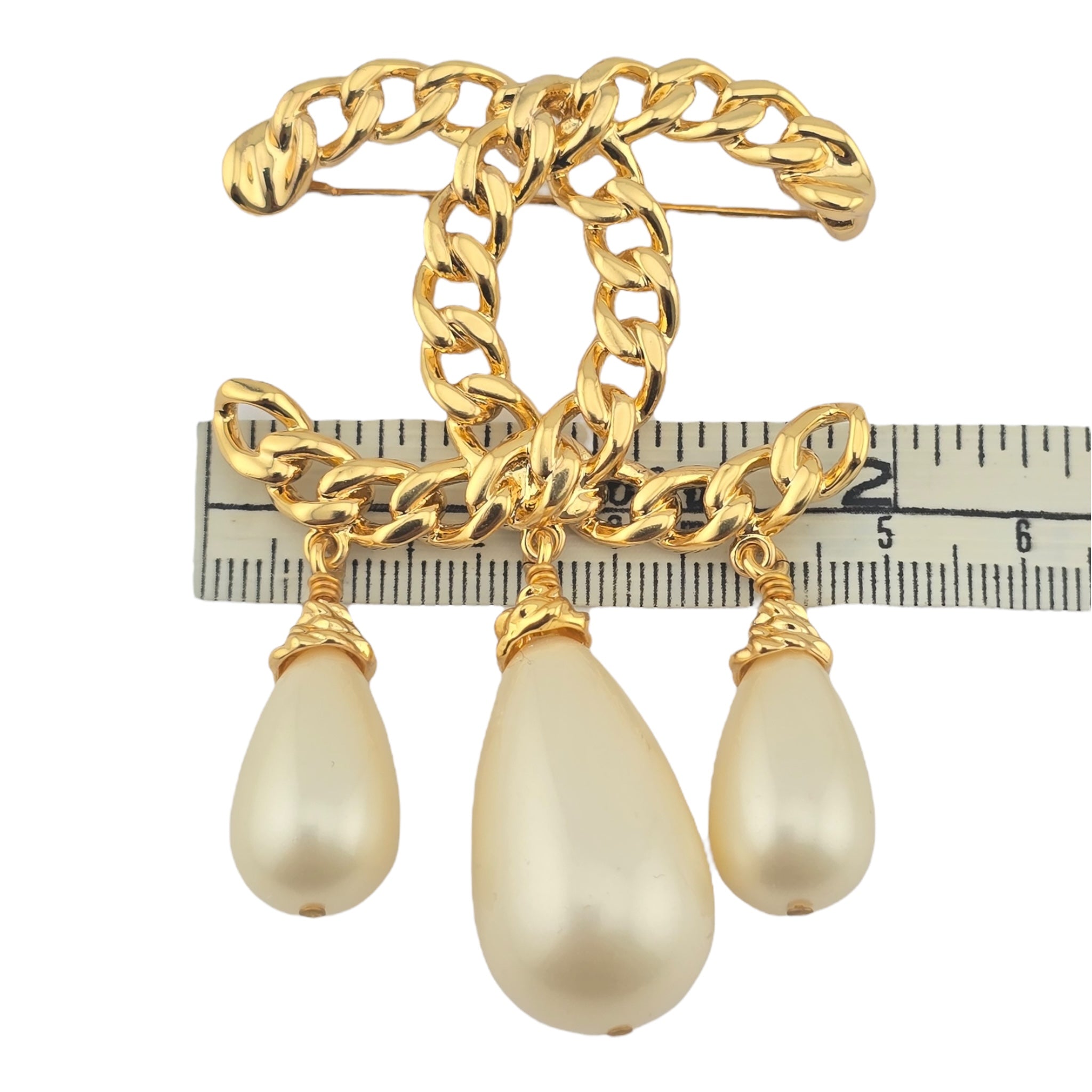 Chanel CC Gold Faux Pearl Brooch B20 K