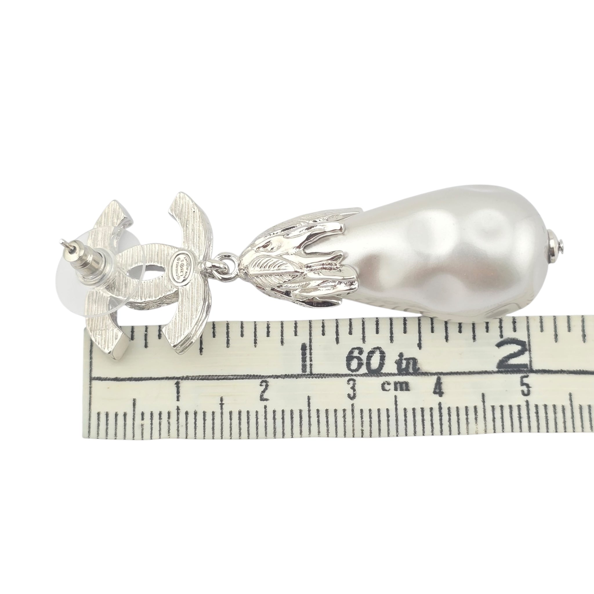 Chanel CC Faux Pearl Silver Leaf Earrings 2025 CHANEL