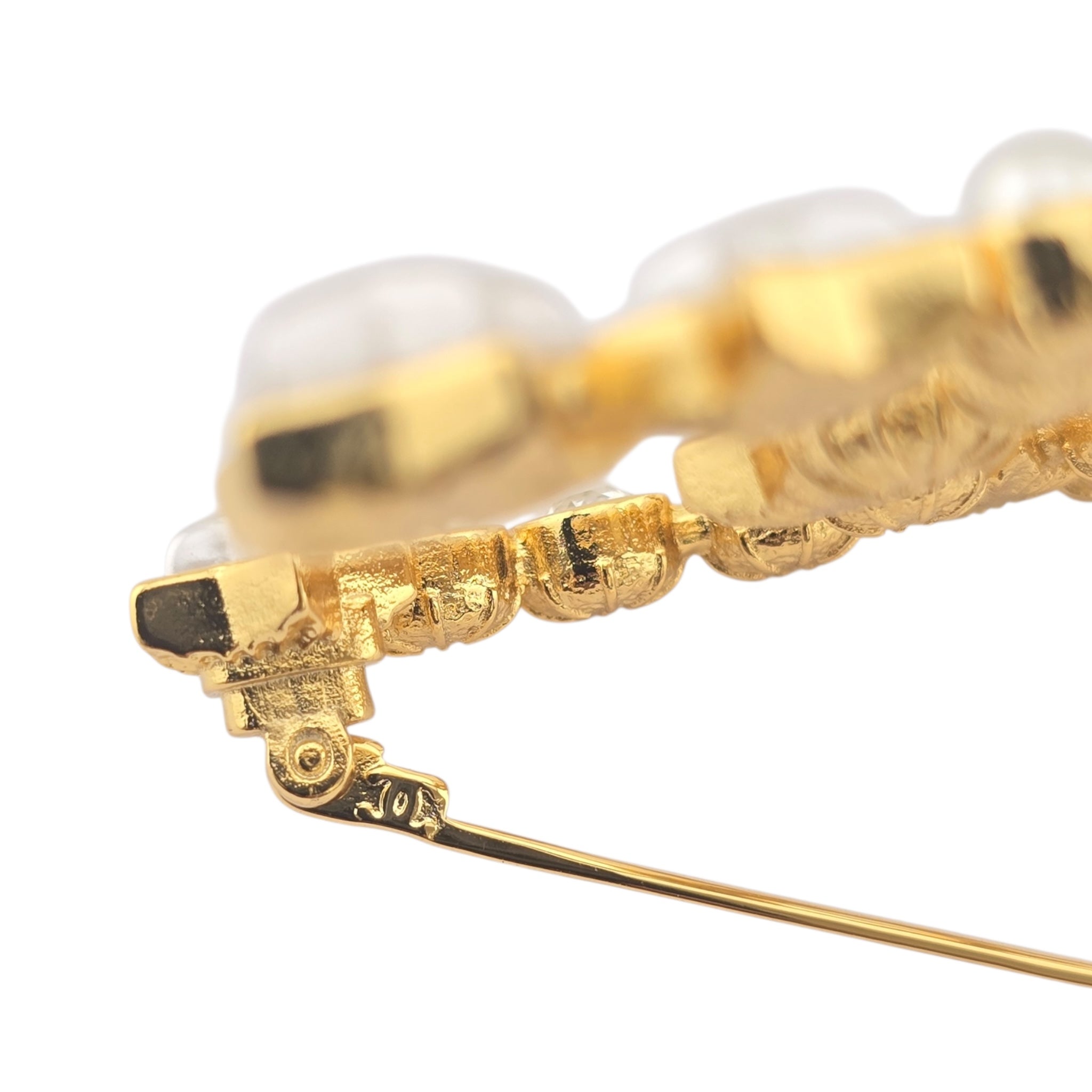 Chanel CC Gold Star Brooch 2024 CHANEL