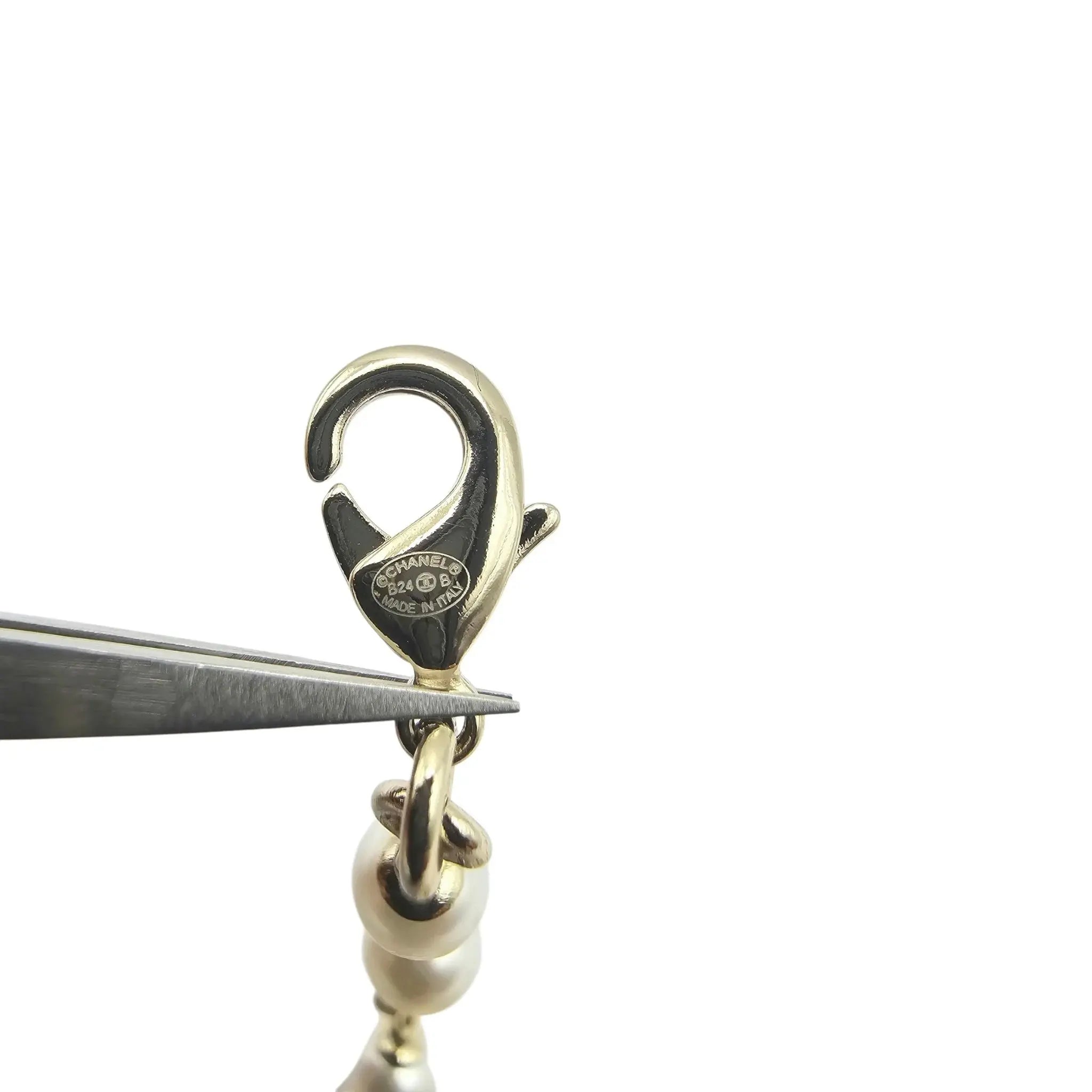 Chanel CC Gold Crystal/Pearl Necklace 2024 CHANEL