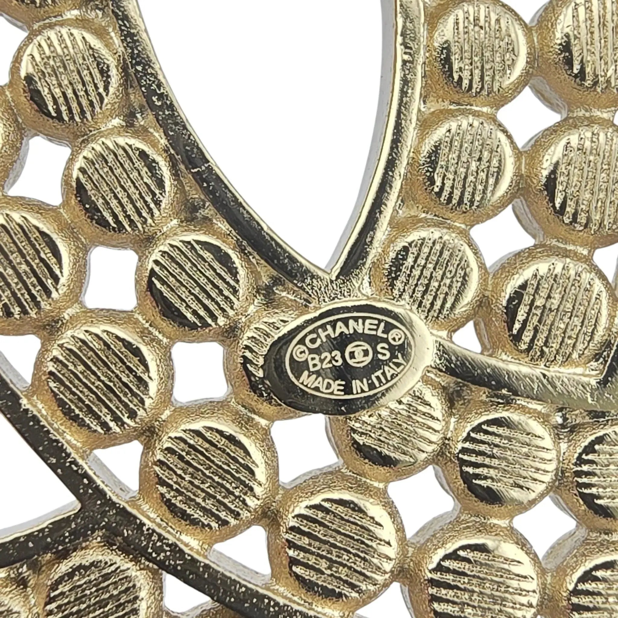 Chanel CC Metal Crystal Brooch Gold 2023 CHANEL