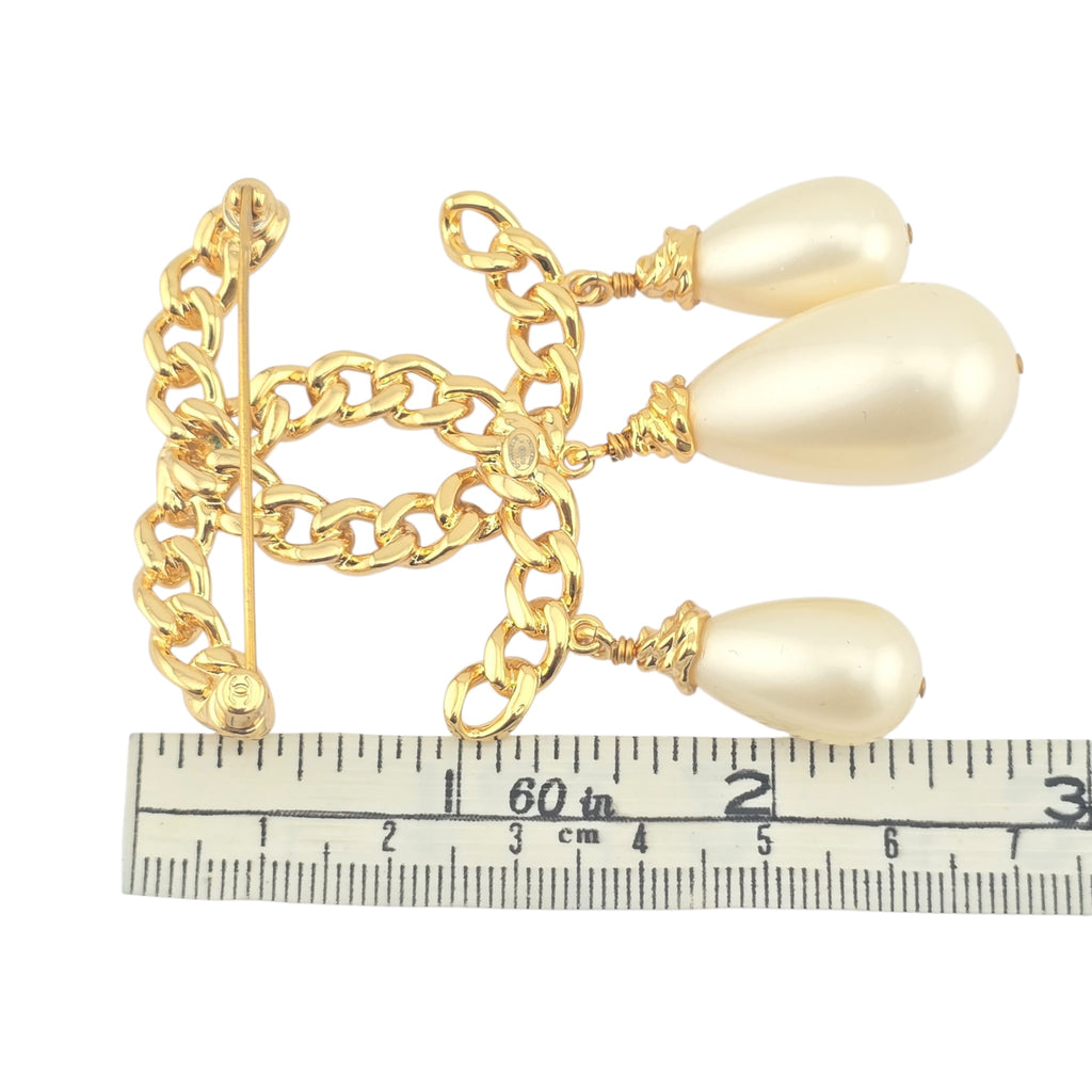 Chanel CC Gold Faux Pearl Brooch B20 K