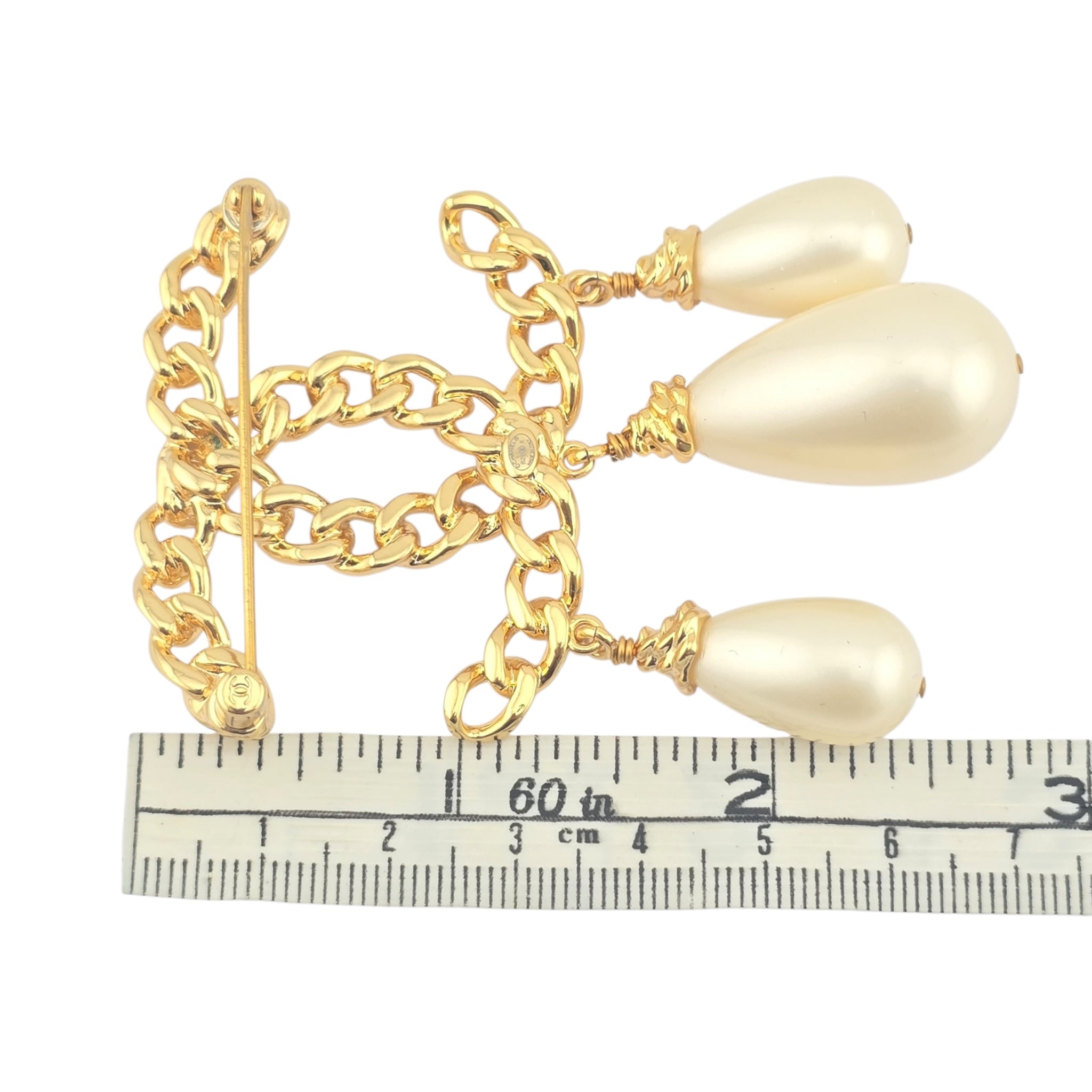 Chanel CC Gold Faux Pearl Brooch B20 K