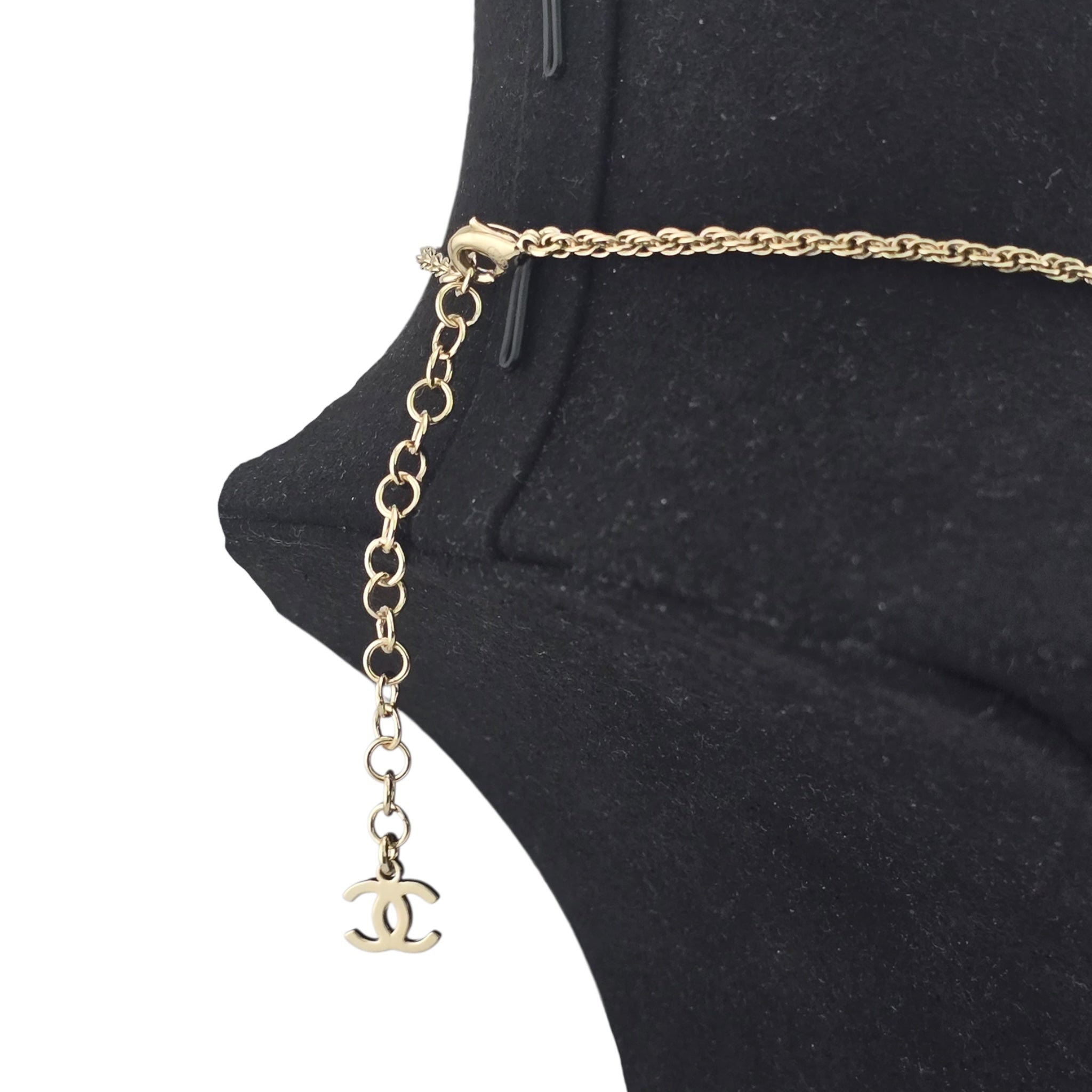 Chanel CC Metal Crystal Link Pendant Necklace Gold 2025 CHANEL