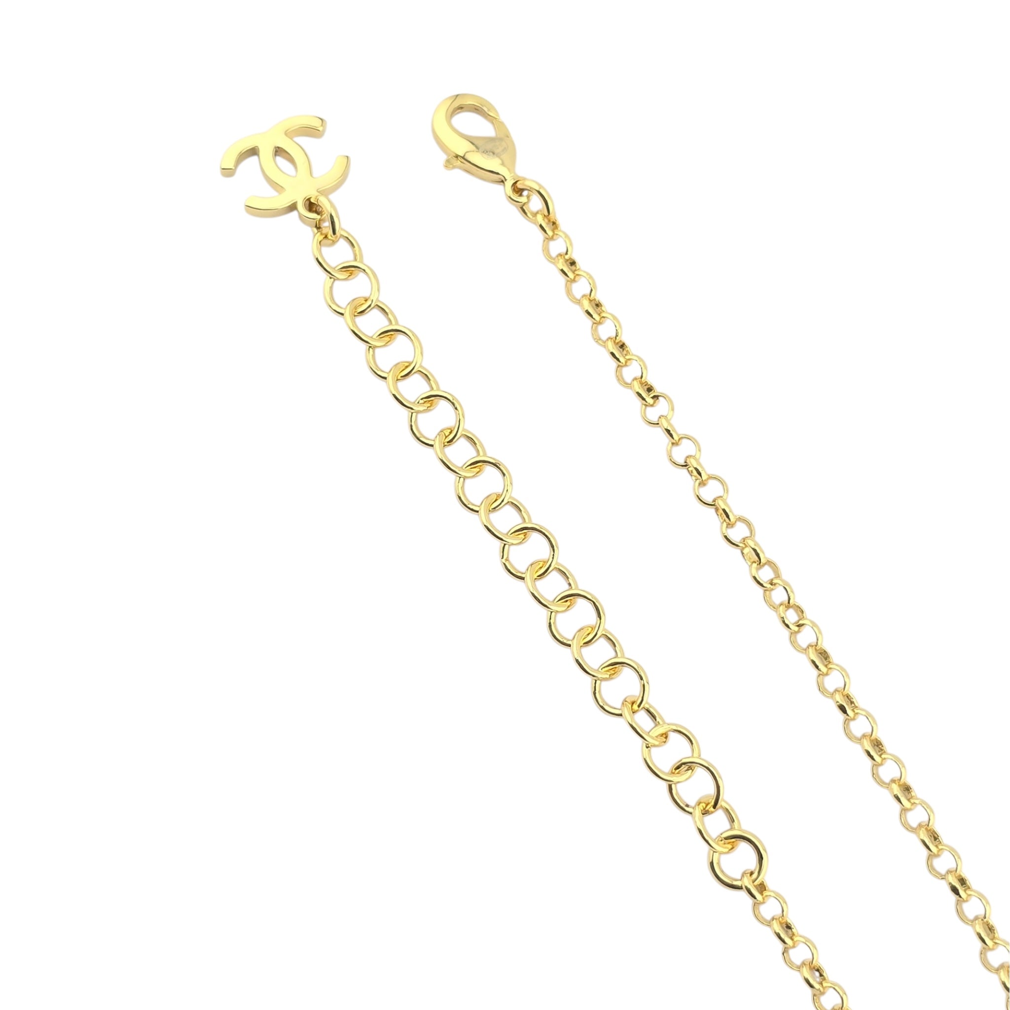 Chanel CC Shell Pendant Gold Necklace 2025 CHANEL