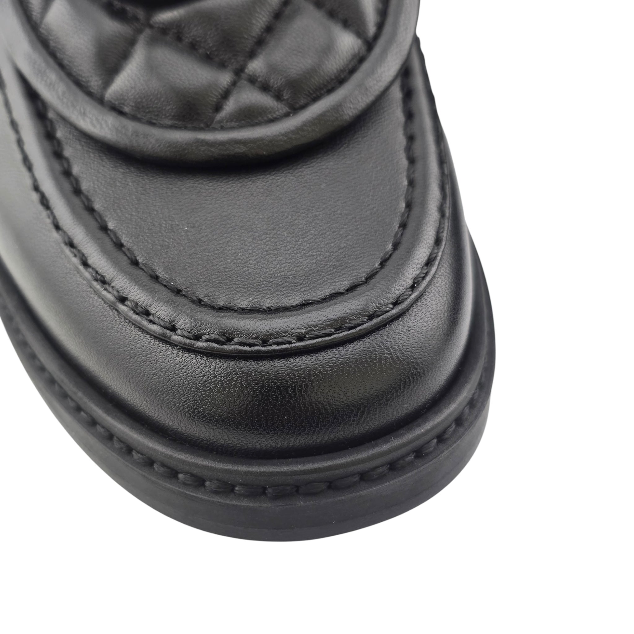 Chanel CC Lambskin Quilted Turnlock Loafers Black 39