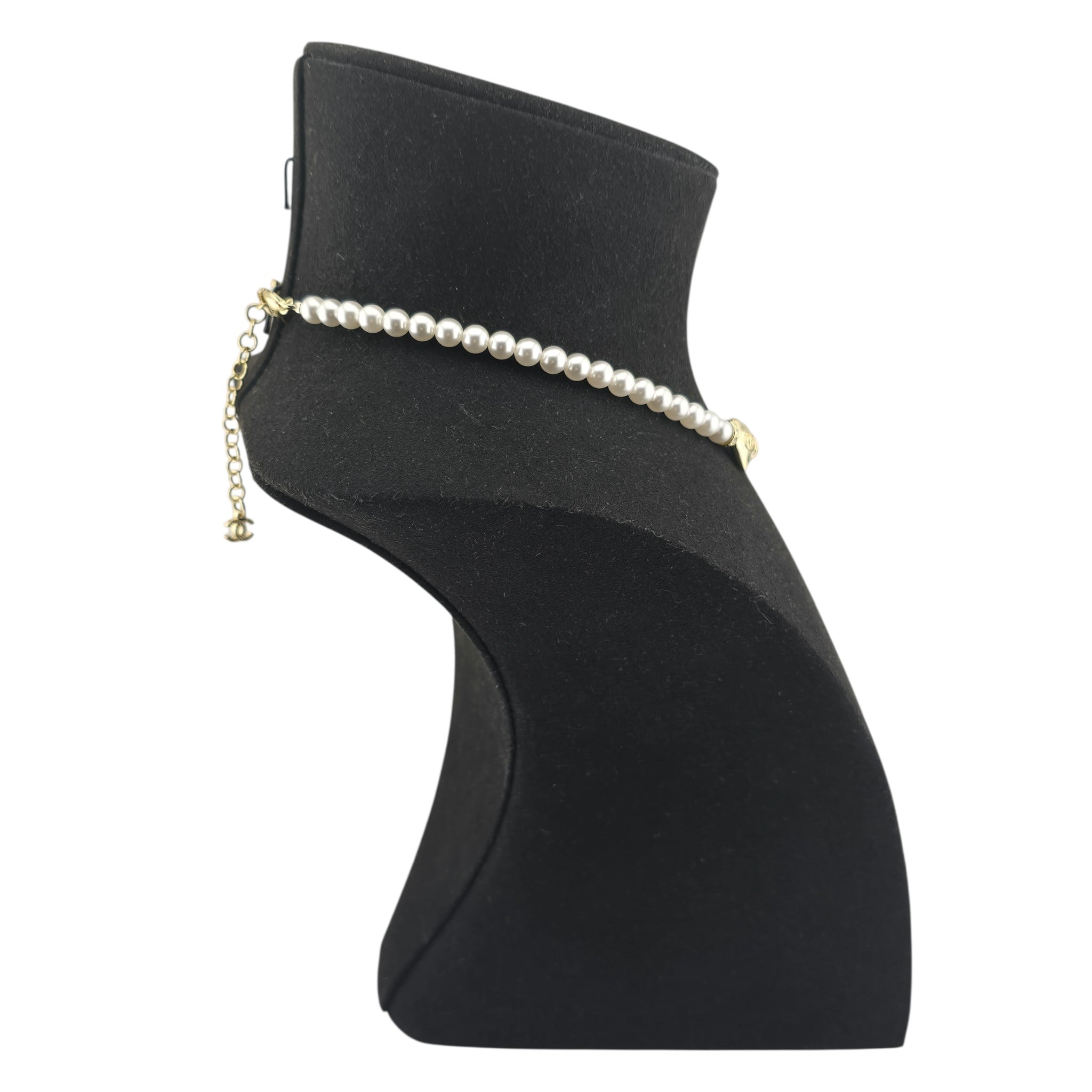 Chanel CC Faux Pearl Gold Heart Necklace 2024