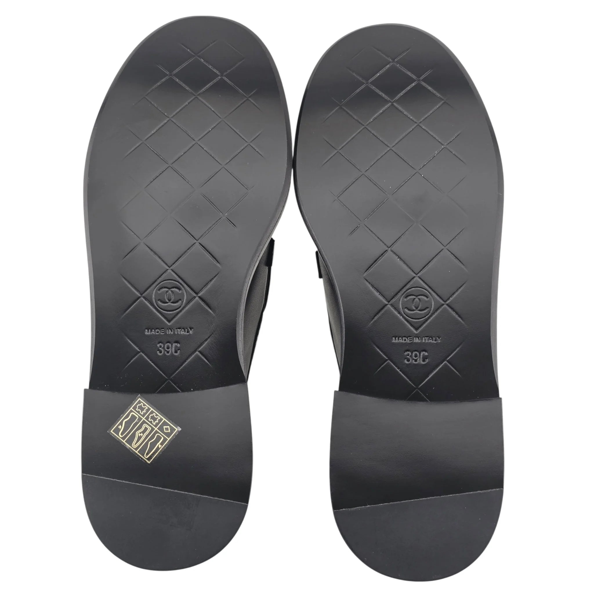 Chanel CC Lambskin Quilted Turnlock Loafers 39 Black CHANEL