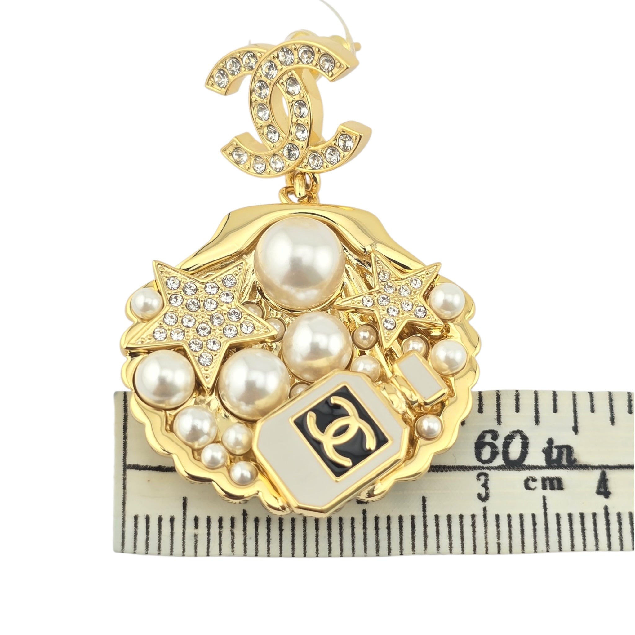 Chanel CC Shell Gold Faux Pearls Earrings 2025 CHANEL