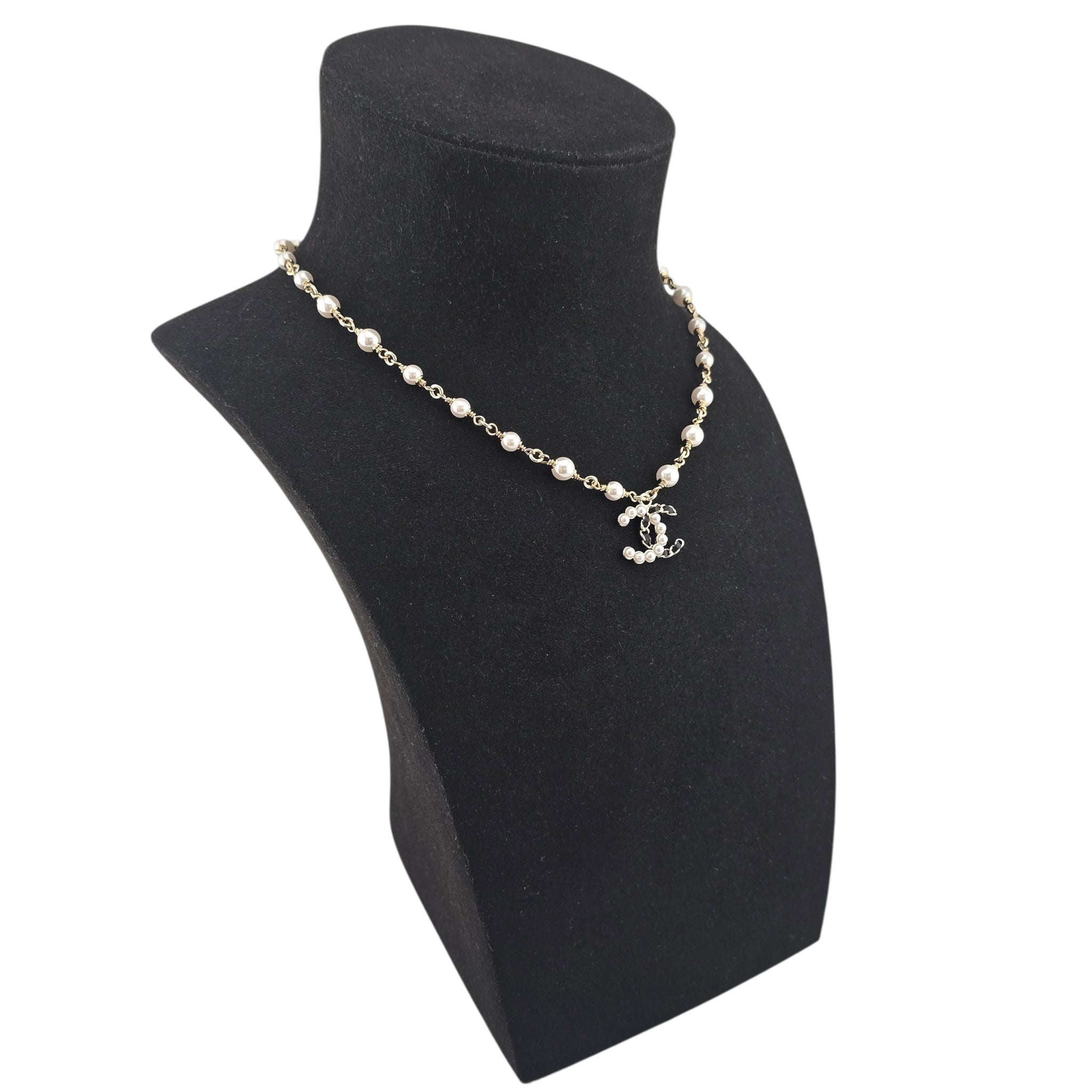 Chanel CC Gold Faux Pearl Pendant Necklace 2025