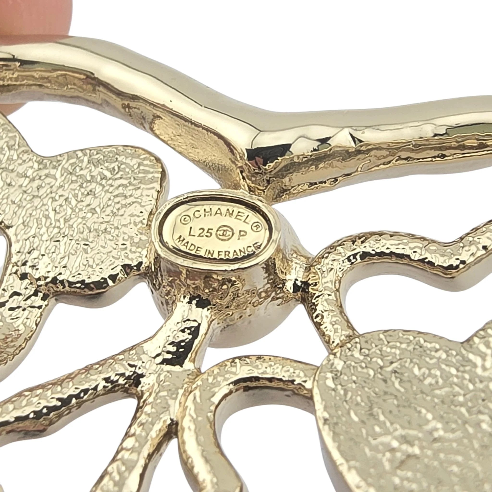 Chanel CC Heart Brooch 2025 CHANEL