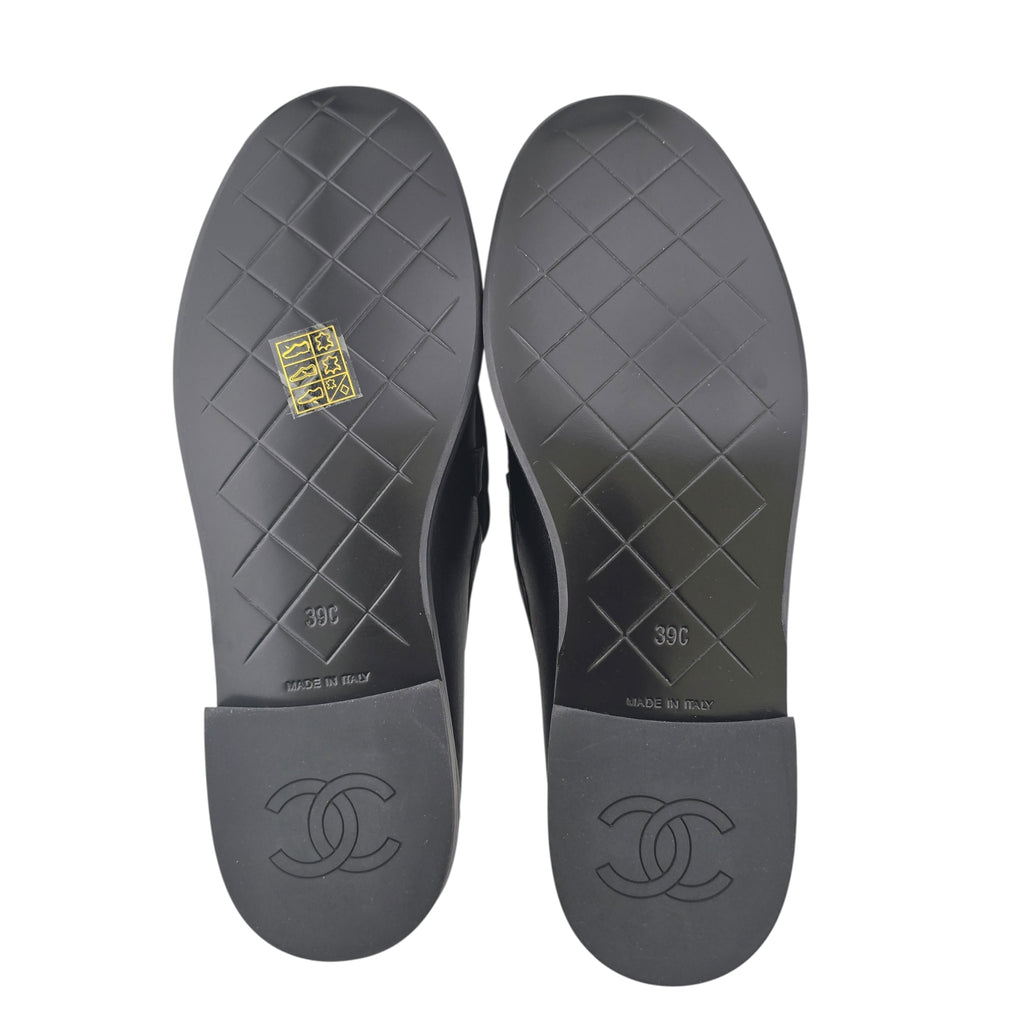 Chanel CC Lambskin Quilted Turnlock Loafers Black 39