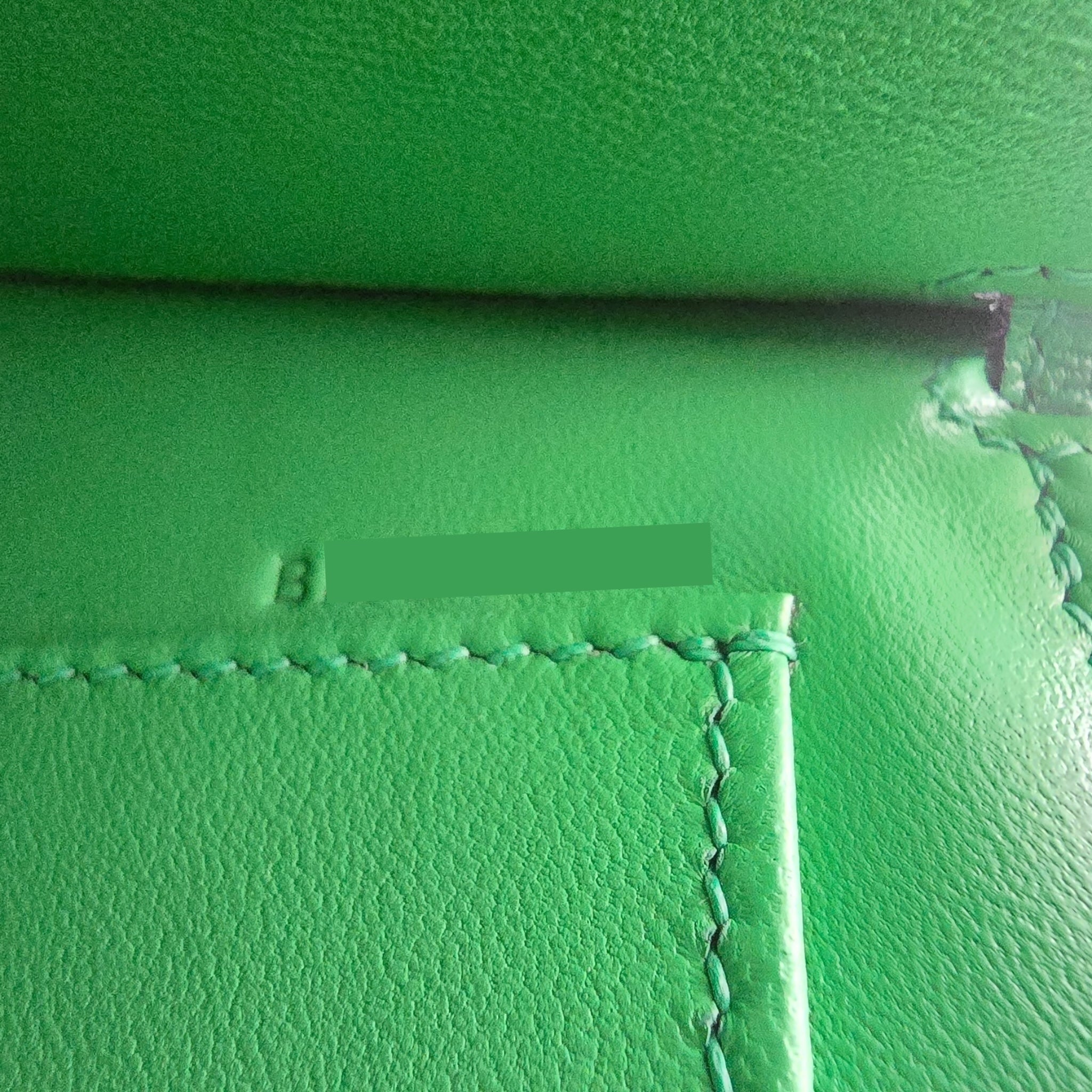 Hermes Mini Kelly II Chèvre Vert Comics Gold Hardware Bag